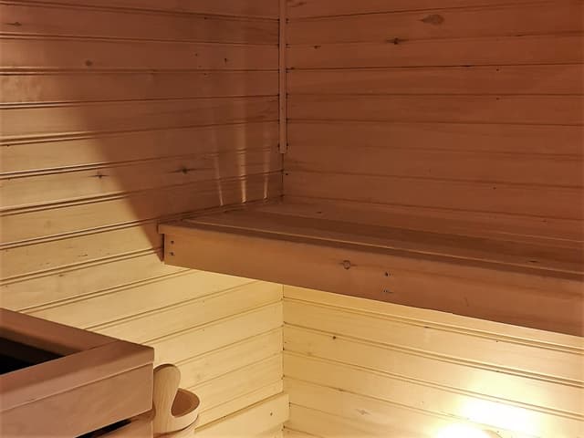 Semi-detached apartment in Björnen near ski lift and slopes, with south-facing patio and open living space