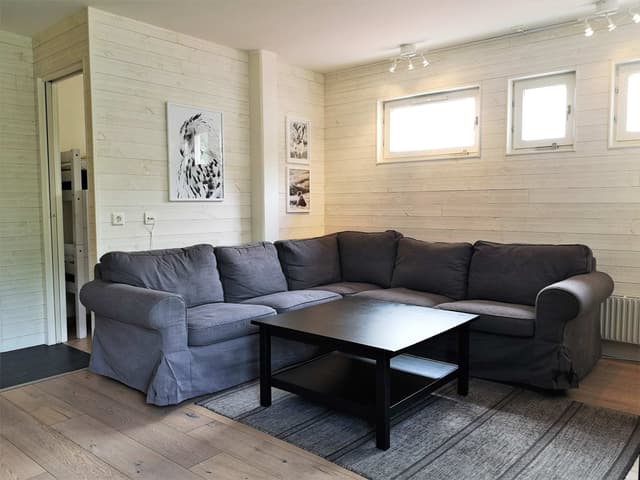 Lägenhet intill backen nära Åre torg med balkong, lift nära och skidförvaring