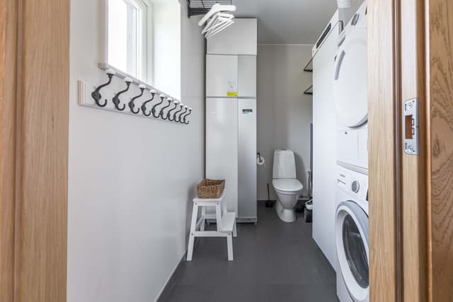 Modern villa i Årekläppen, Åre med sjö- och fjällutsikt, bastu och öppen spis