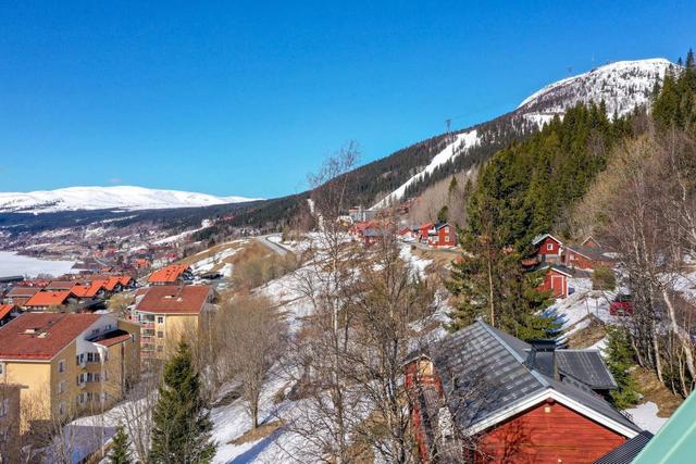 Utsikt över svenska bergen från Åre-lägenheten