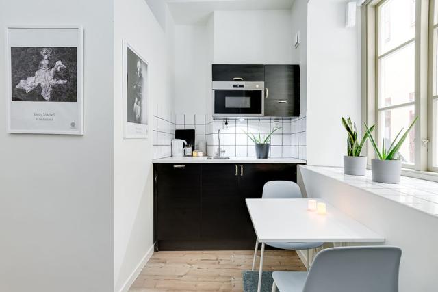 Tiny studio apartment in the heart of Stockholm's Old Town.