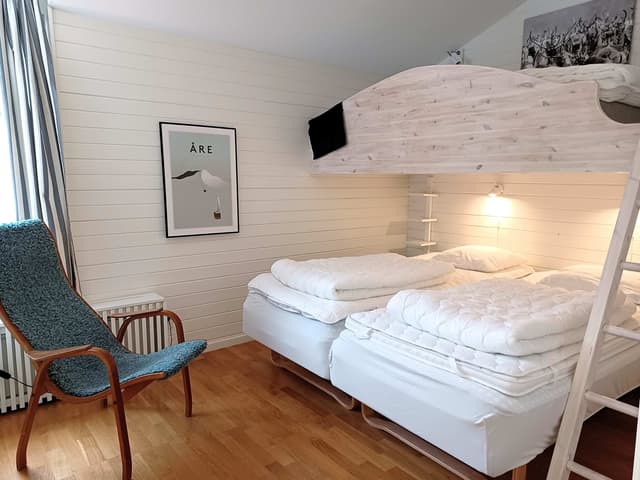 Lägenhet i Hummeln ovanför Åre by, gångavstånd till liftar, backar, restauranger och torget