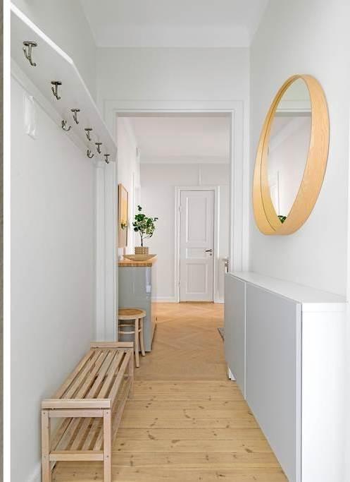 Södermalm apartment: kitchen with breakfast bar, bedroom, dining area, living room, floor plan, bathroom, balcony