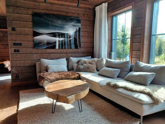 Modern ski-lägenhet i Sadeln med privat bastu, uteplats, skidförråd och två parkeringsplatser