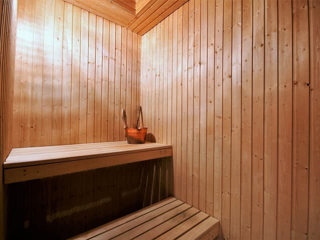 Ski in/ski out-lägenhet nära Åre torg med privat bastu, balkong och nära lift i Åre