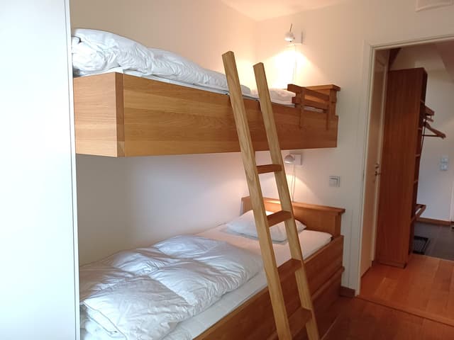 Duplexlägenhet i Åre med öppen spis, privat bastu, skidförvaring och garage i huset
