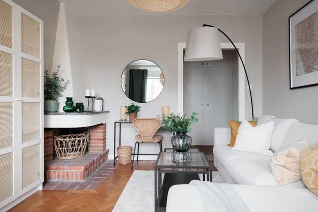 Spacious and bright living area in Stockholm apartment.