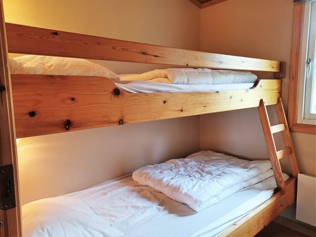 Semi-detached apartment in Björnen near ski lift and slopes, with south-facing patio and open living space