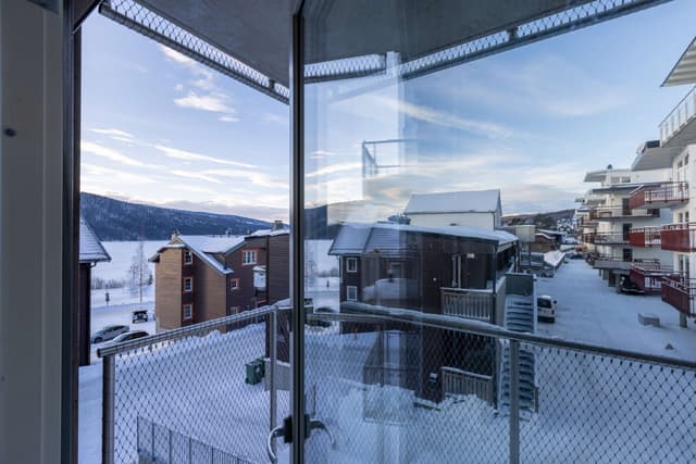 lägenhet i Åre, balkong, privat bastu, skidförråd, mysig lounge, centralt boende i Åre