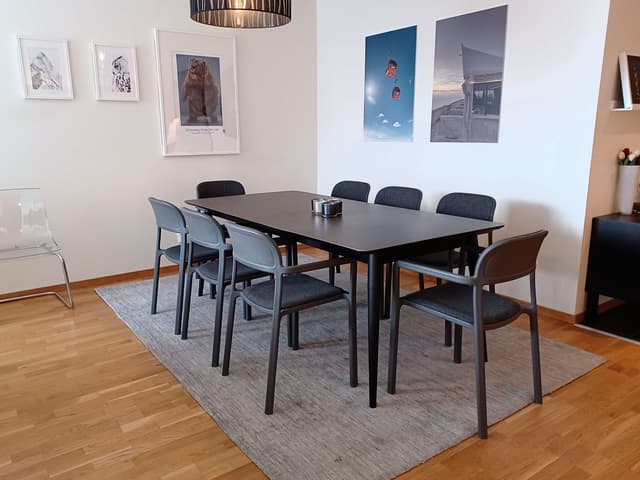 Apartment by Åre Square with private sauna, garage parking and ski storage near lifts and restaurants