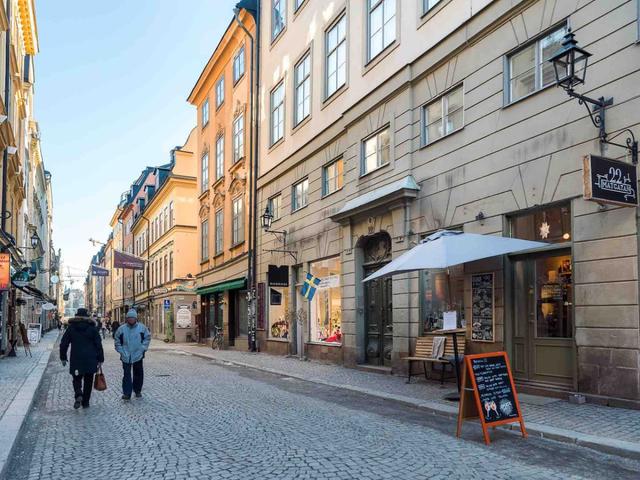 Studio apartment in the heart of Old Town Stockholm.