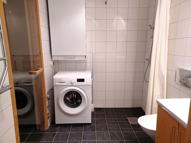 Apartment by Åre Square with private sauna, garage parking and ski storage near lifts and restaurants