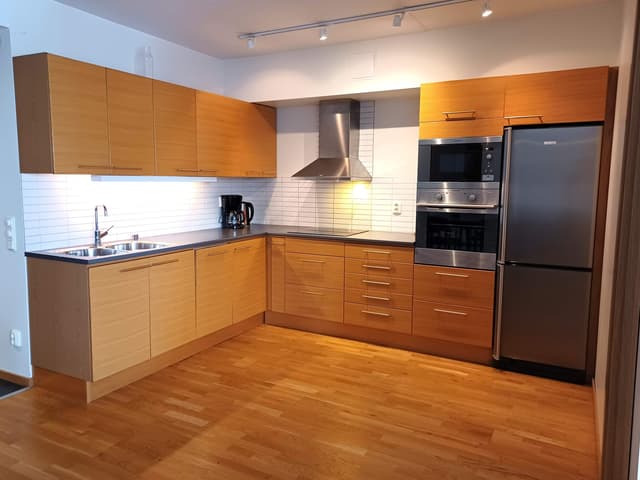 Apartment by Åre Square with private sauna, garage parking and ski storage near lifts and restaurants