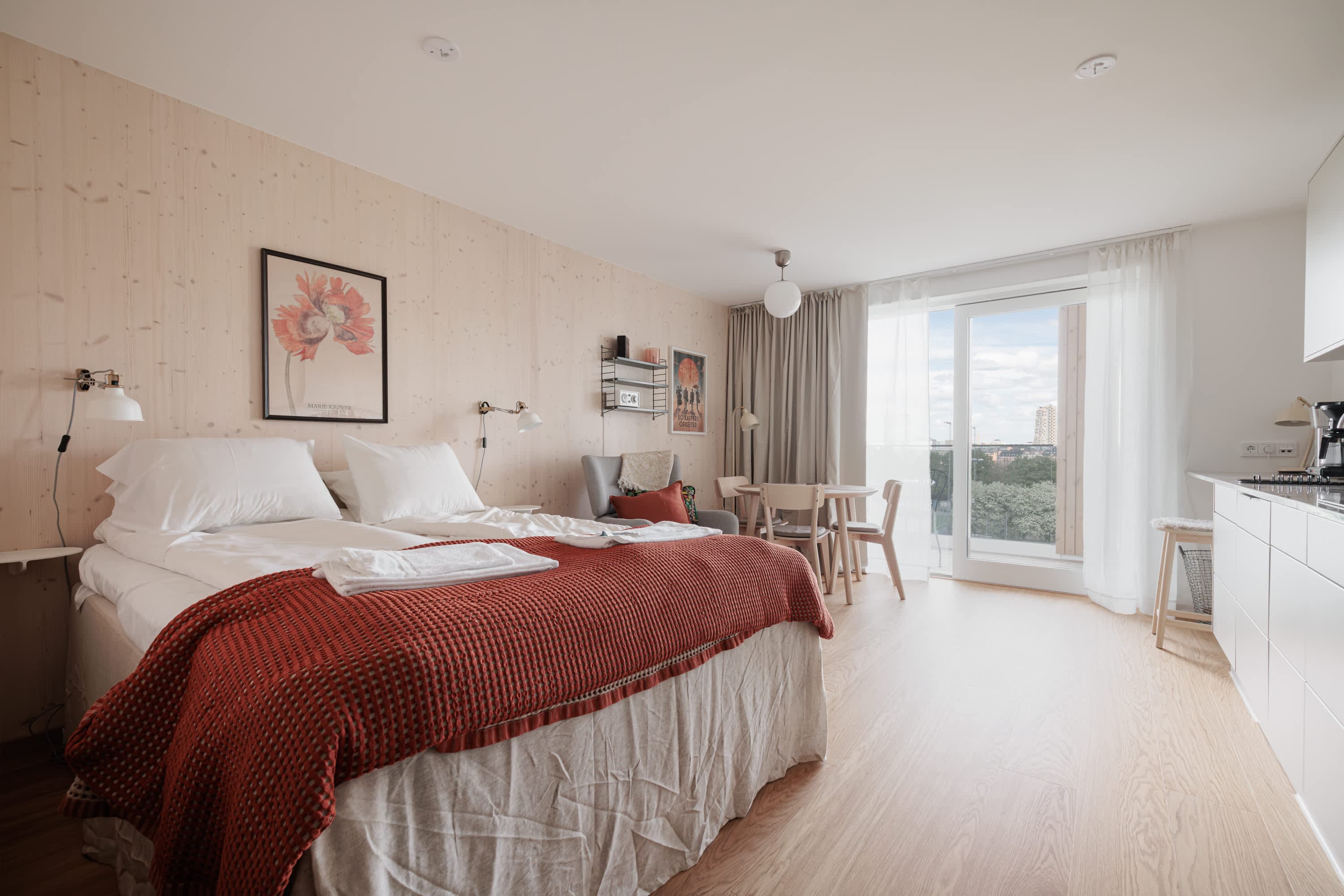 Modern Scandinavian studio apartment with balcony on Kungsholmen, Stockholm