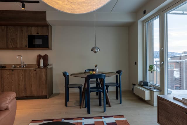 lägenhet i Åre, balkong, privat bastu, skidförråd, mysig lounge, centralt boende i Åre