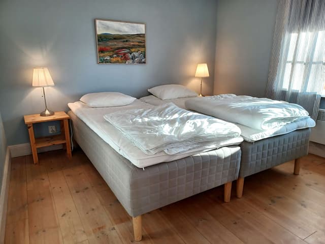 Rymlig lägenhet i Åre med södervänd uteplats med sjöutsikt, privat bastu och skidförråd