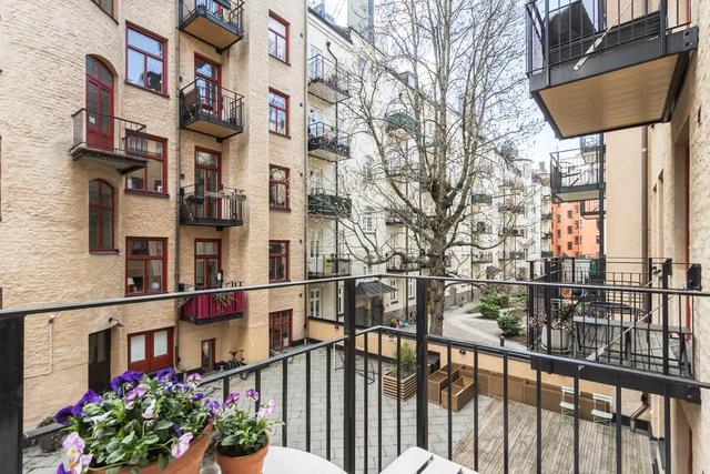 Two-bedroom apartment with private balcony overlooking courtyard in Vasastan, Stockholm