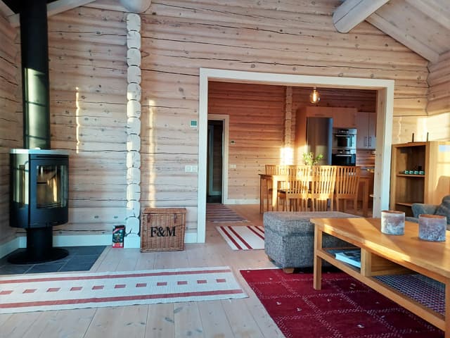 Ski-in/ski-out fjällhus i Björnen, Åre nära lift och skidbacke med bastu och eldstad