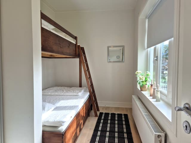 Rymlig modern lägenhet i centrala Åre nära Åre torg, nära skidliftar och backar, plats för upp till 6