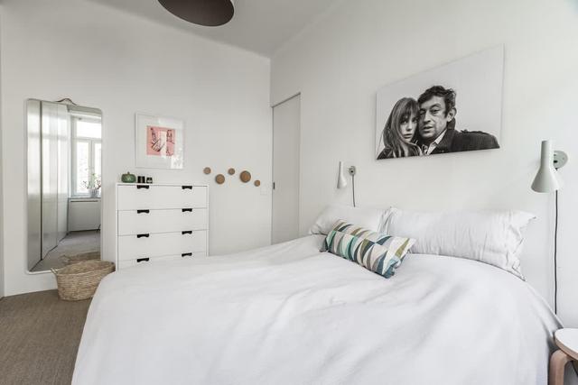 Two-bedroom apartment with private balcony overlooking courtyard in Vasastan, Stockholm