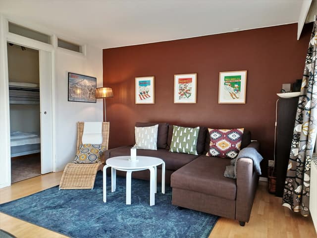 Lägenhet vid Åre torg intill backen med privat bastu och uteplats, nära liftar och byliv